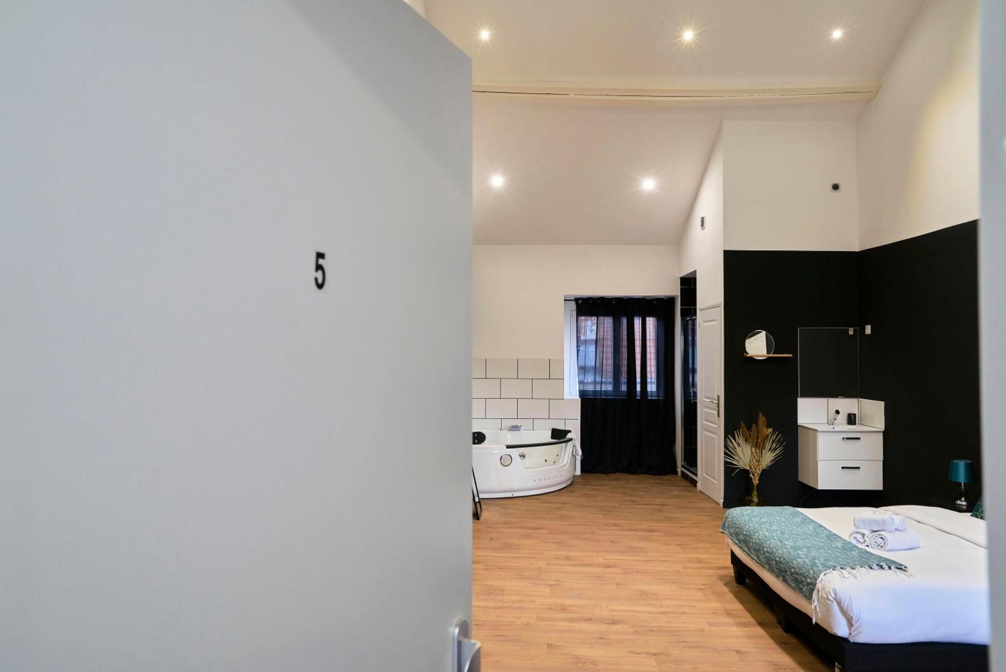 Ng Prestige - Lille L Roubaix Trichon - Balneo - Netflix - Wifi Lägenhet Exteriör bild